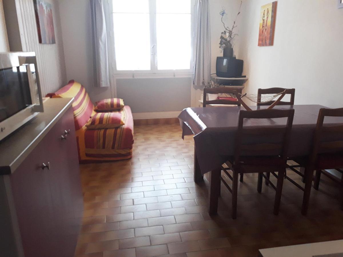 Villa Un Petit Coin De Campagne Dans Le Pays De Saint-Gilles Esterno foto